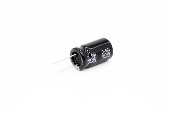 TW BOR 10x17mm de Elektrolytische Condensator van 220uf 50v voor Medische uitrusting