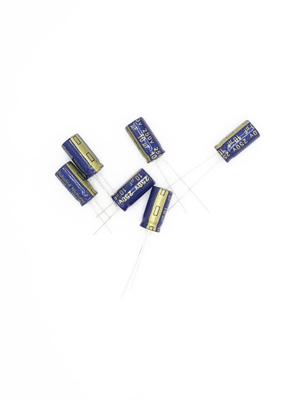 10UF 250V 8x16mm Radiale Elektrolytische Condensatoren20% Tolerantie