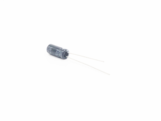 Radiale het Lood Elektrolytische Condensatoren 1UF25V 5X11mm van ISO9001 RoHS