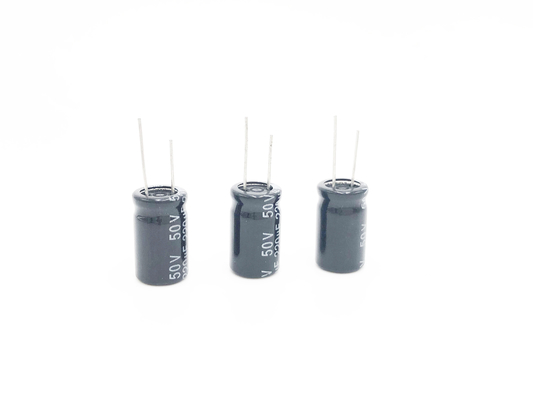Radiale het Aluminium Elektrolytische Condensatoren 10X17MM van SMR 220UF 50V