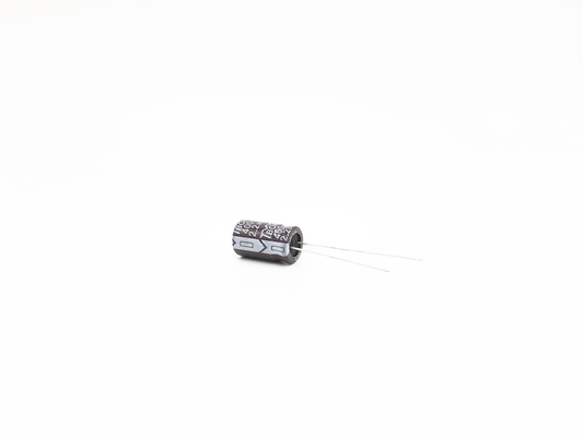 ISO9001 Hoge de Rimpelingsstroom van de aluminium Radiale Elektrolytische Condensator 2.2UF400V