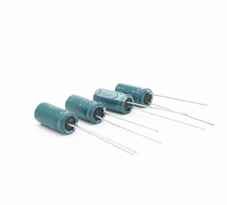 RoHS Lage ESR Elektrolytische Condensatoren 8X16MM de Condensator van 10UF 200V