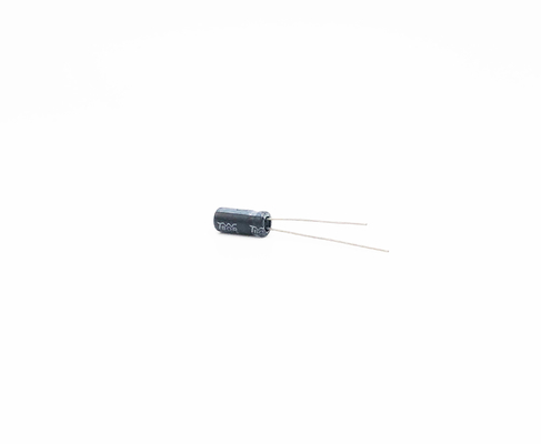 1UF25V 5X11MM Miniatuurcondensatorkringen Op hoge temperatuur