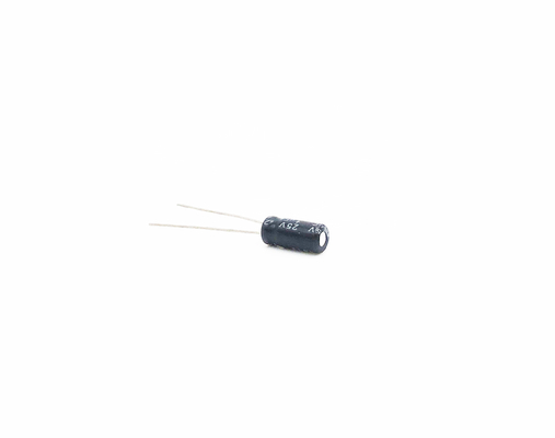 1UF25V 5X11MM Miniatuurcondensatorkringen Op hoge temperatuur