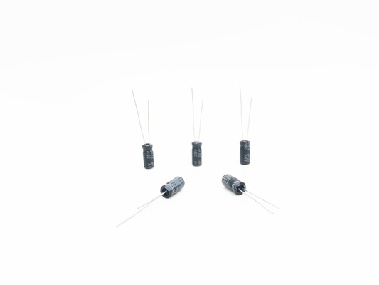 Miniatuur het Aluminium Elektrolytische Condensatoren 5X11mm van 22UF 25V RoHS