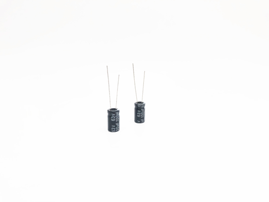 Aluminium Elektrolytische Condensatoren 100UF63V 8X14mm