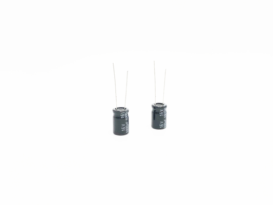 Kringen Miniatuurcondensator op hoge temperatuur 1000UF16V 10X16mm