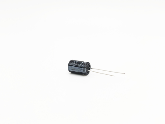 Kringen Miniatuurcondensator op hoge temperatuur 1000UF16V 10X16mm