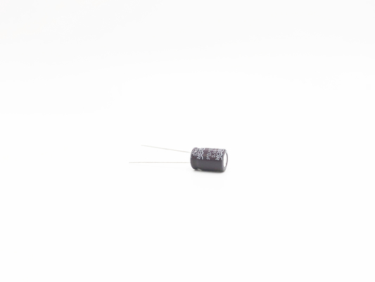 Brede Temperatuur 22X35MM de Condensator van 10uf 250v voor Energie bewaart Lamp