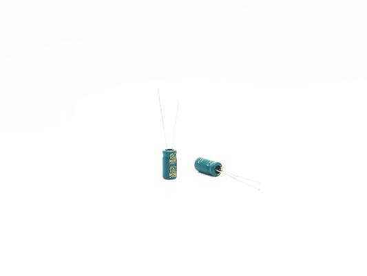 6.3x12MM Radiale Elektrolytische Condensator 4.7UF 250V Lage ESR het Leven van de 5000 Urenlading